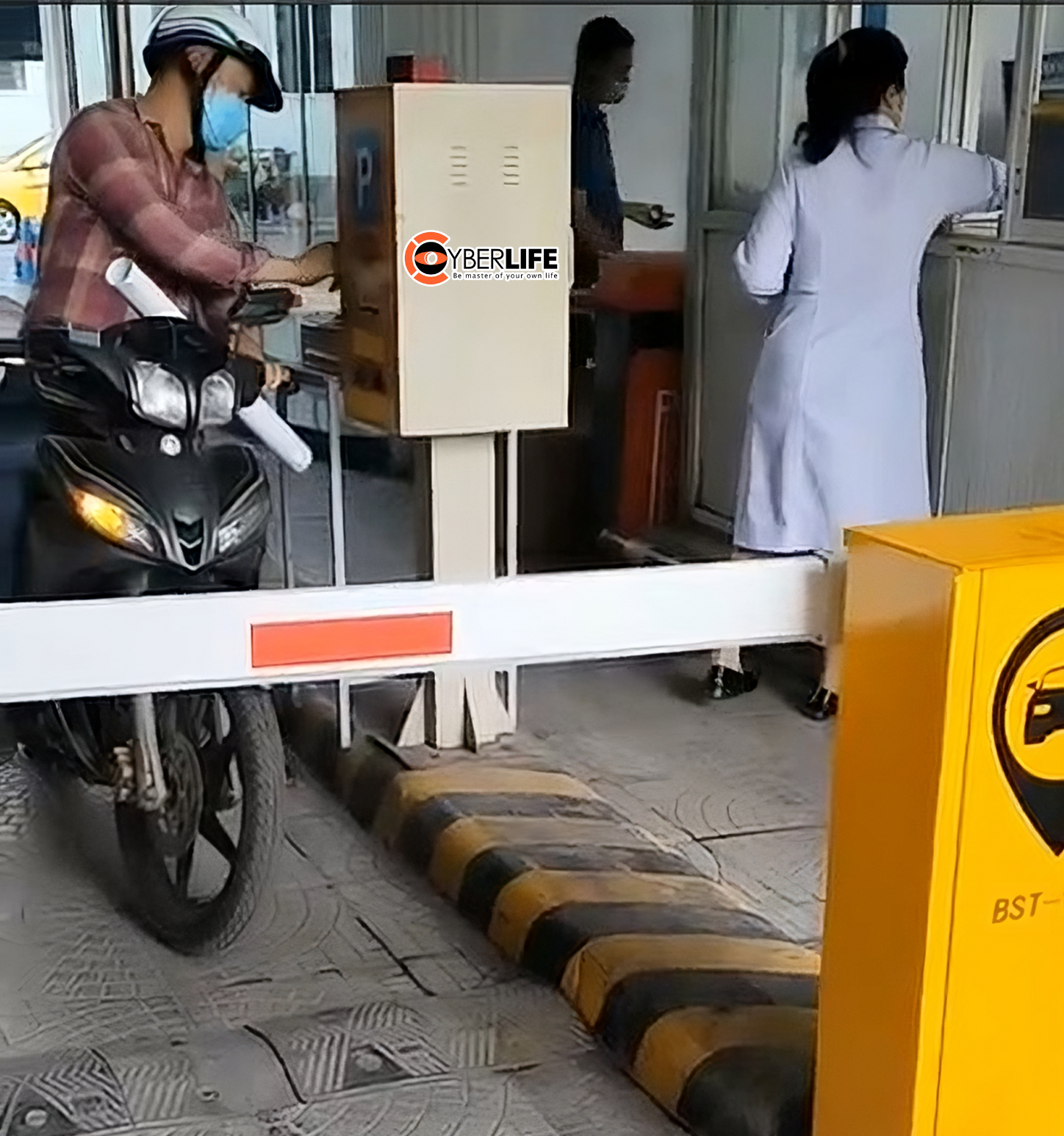 Hệ thống barie kiểm soát ra vào tại Bệnh viện hữu nghị Việt Tiệp