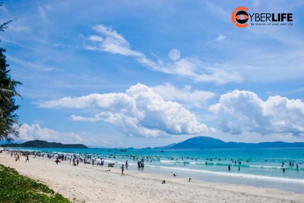 bai-bien-dep-nhat-viet-nam-my-khe
