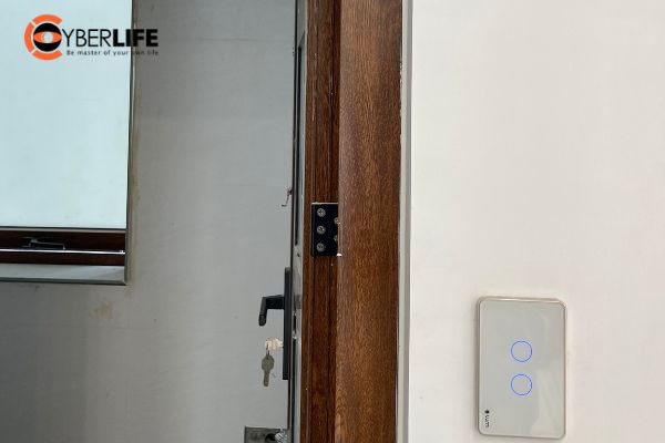 hang-muc-cua-giai-phap-smart-home-cho-biet-thu-vinhomes-royal-island